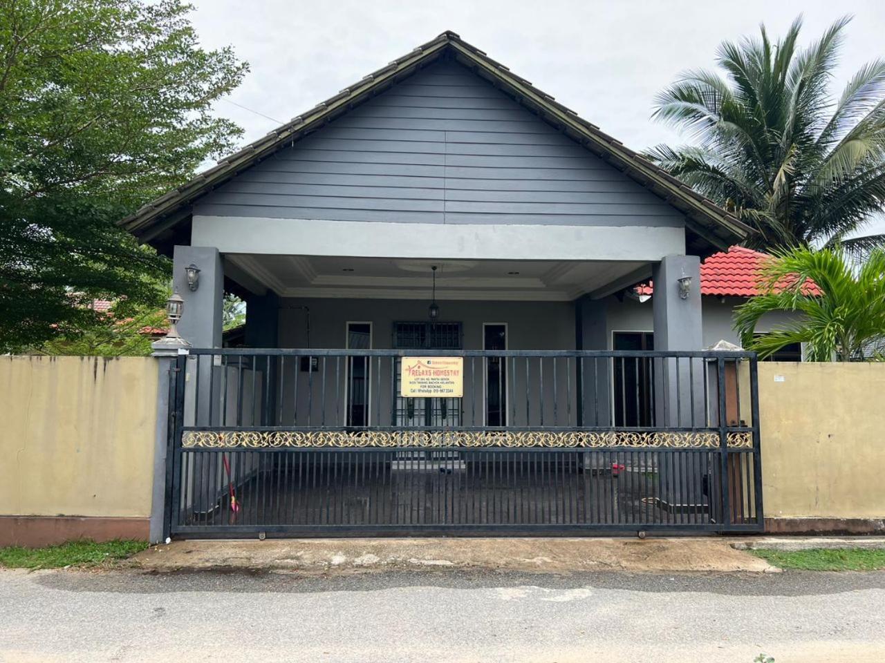 Relaxs Homestay Kota Bharu Esterno foto