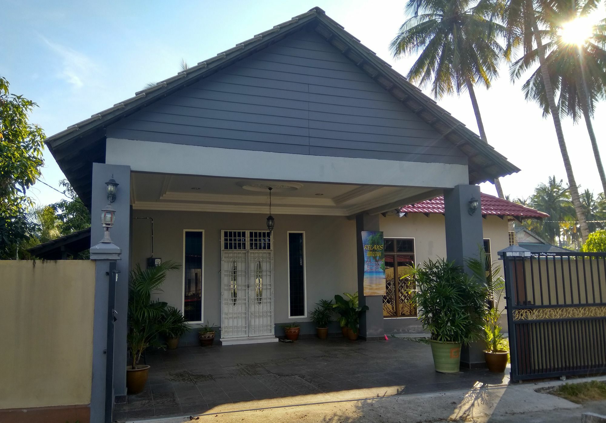 Relaxs Homestay Kota Bharu Esterno foto